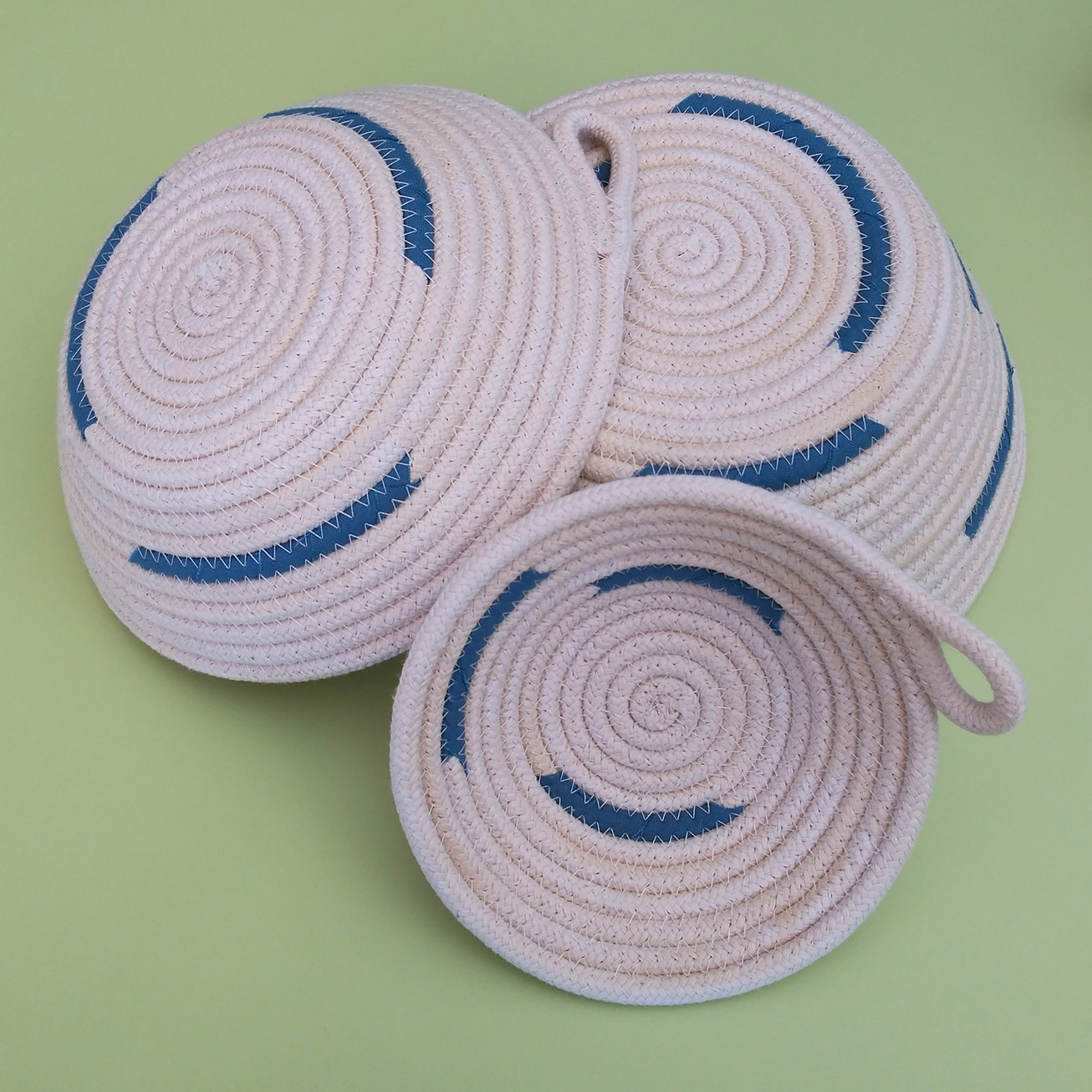 Canastro corda blau Canastro corda blau